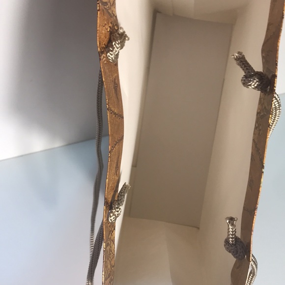 Michal Negroni Gift Bag from Croatia. It’s a work of art. - Picture 3 of 3